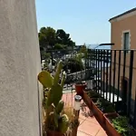Swim Apartment Fronte Mare
